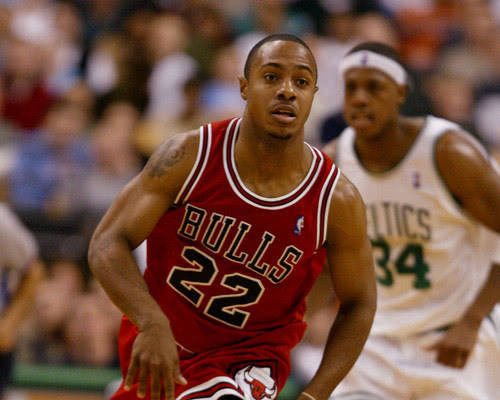 迫使对手留 迫使对手留