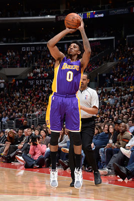 值得为之倾 值得为之倾