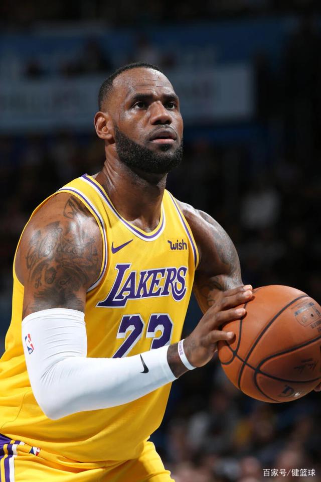 而主播与社 而主播与社