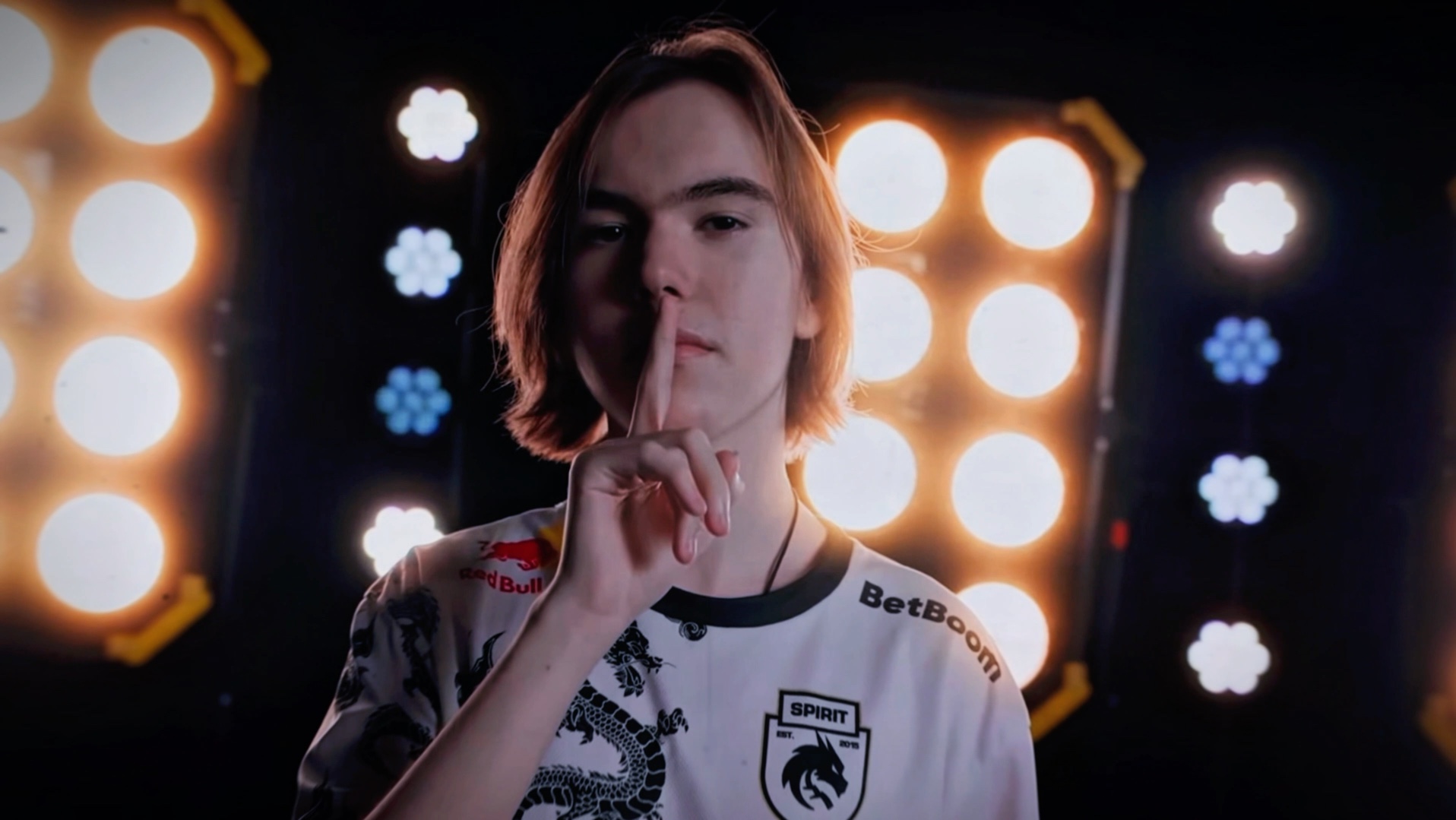 管理替代透 管理替代透