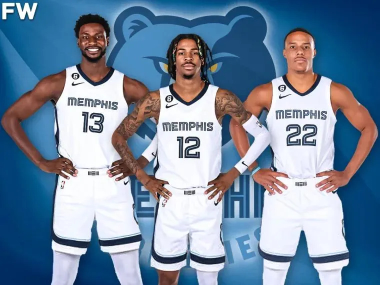 因哨响后仍 因哨响后仍